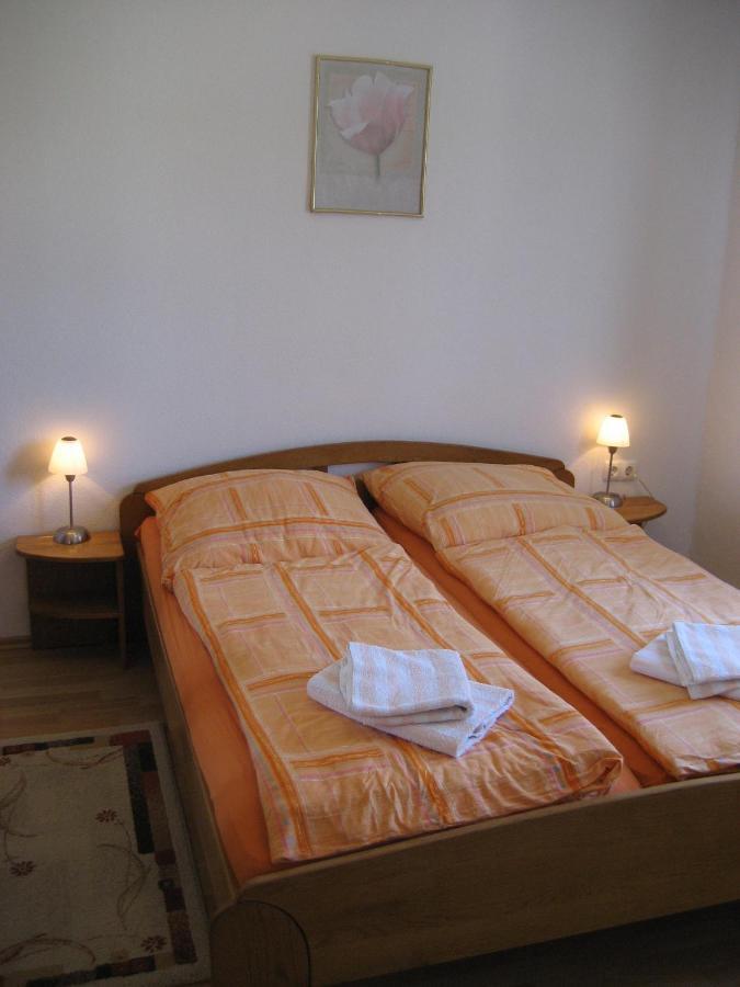 „drei Palmen“ Apartma *