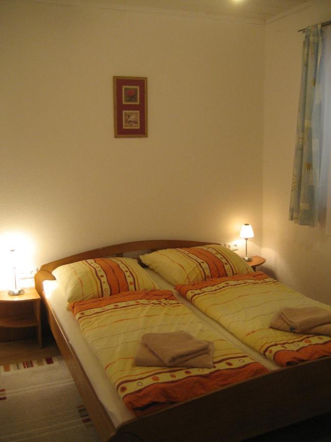 „drei Palmen“ Apartma *