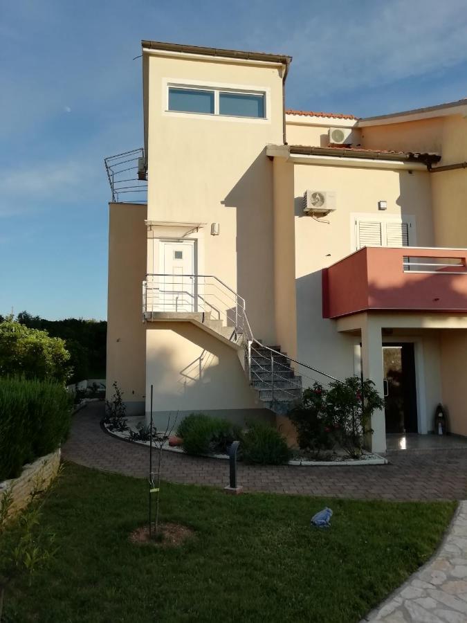 „drei Palmen“ Apartma