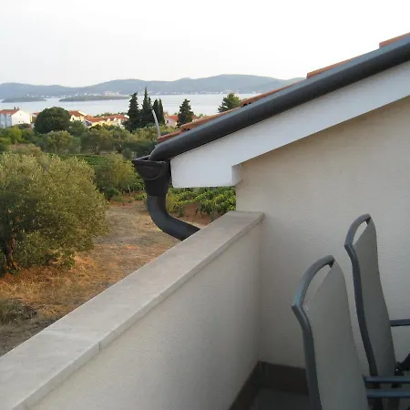 Villa „Drei Palmen“ Sveti Filip i Jakov Exterior photo