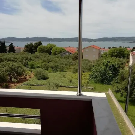 Villa „Drei Palmen“ Sveti Filip i Jakov Exterior photo